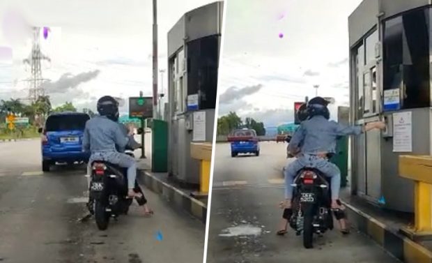 [VIDEO] Dua wanita naik motor gigih bayar tol guna kad Touch'n Go