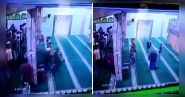 [VIDEO] Pakcik ‘Terajang’ budak-budak sebab ganggu jemaah dalam masjid undang kecaman
