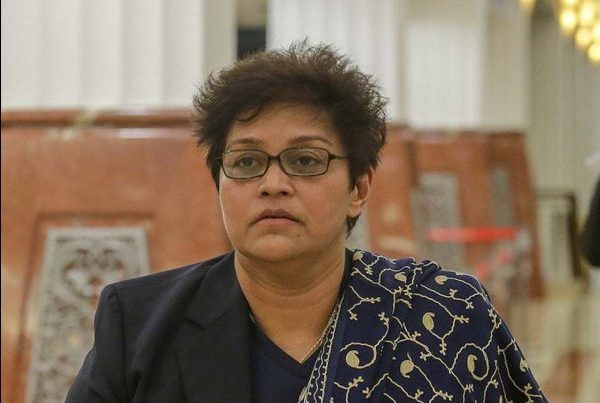 Datuk Seri Azalina Othman letak jawatan Penasihat Khas Undang-Undang PM