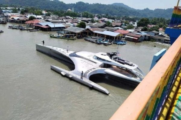 Kehadiran kapal layar bernilai RM200 juta di Perlis menjadi tanda tanya