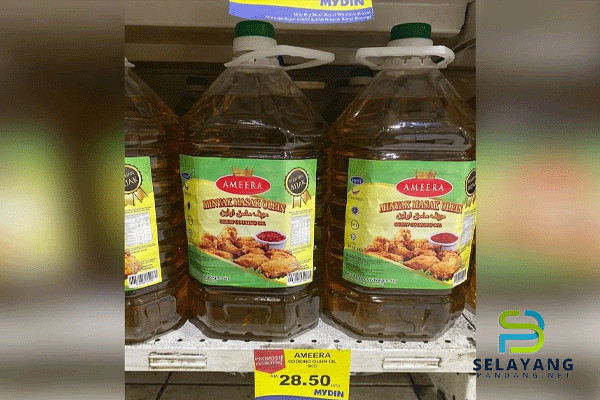 Mydin jual minyak masak jenama sendiri dengan harga 5kg RM28.50